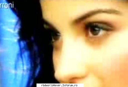 Los ojos de May - **Chris_Pollito** - Maite