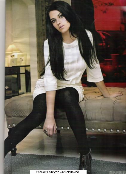 Maite in Hola - anahi_princessa - Maite