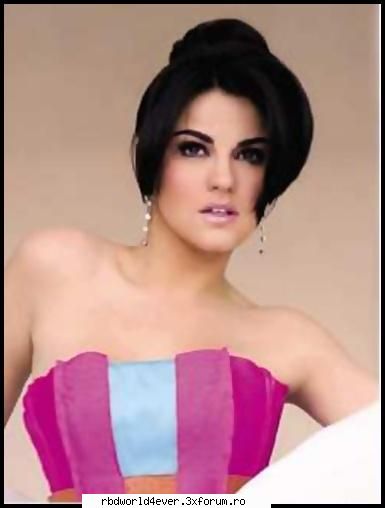 Maite in Hola - anahi_princessa - Maite