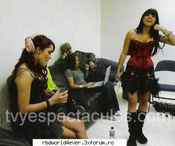 *Maycandy's* - anahi_princessa - Las reinas