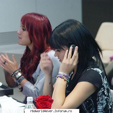 *Maycandy's* - anahi_princessa - Las reinas