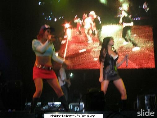 *Maycandy's* - **Chris_Pollito** - Las reinas