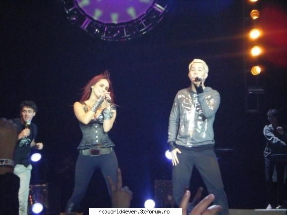 -*POZE*- - **Chris_Pollito** - RBD