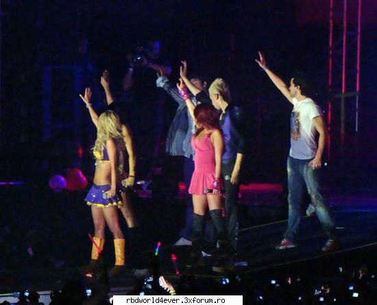 -*POZE*- - anahi_princessa - RBD