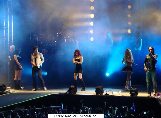 -*POZE*- - anahi_princessa - RBD