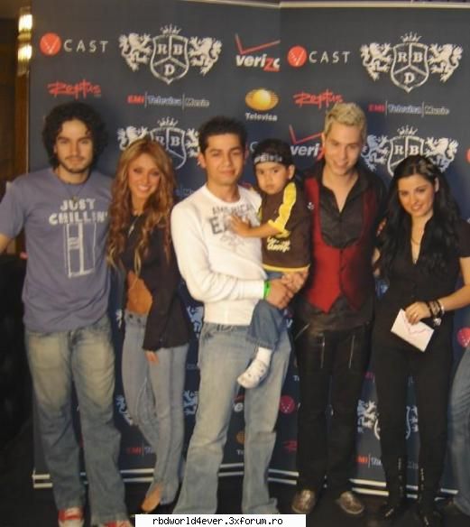 -*POZE*- - anahi_princessa - RBD