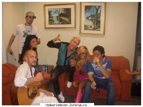 -*POZE*- - **Chris_Pollito** - RBD