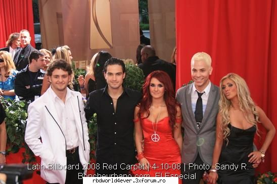 -*POZE*- - **Chris_Pollito** - RBD