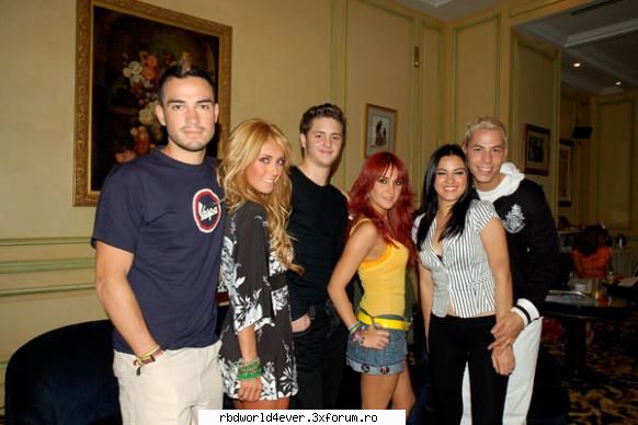 -*POZE*- - **Chris_Pollito** - RBD