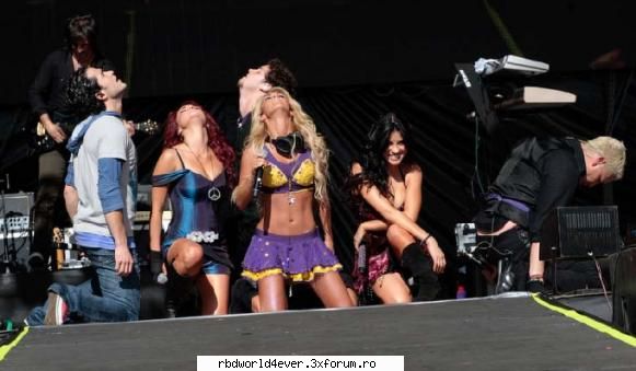 -*POZE*- - anahi_princessa - RBD