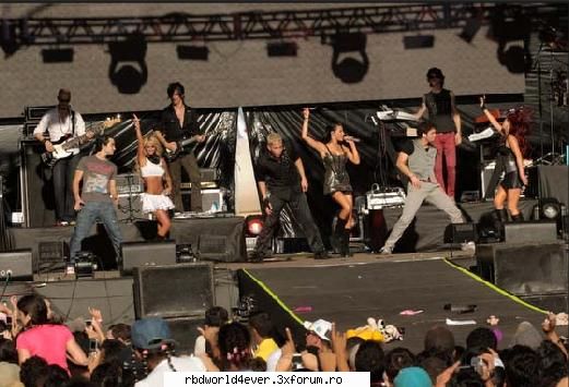 -*POZE*- - anahi_princessa - RBD