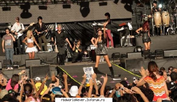 -*POZE*- - anahi_princessa - RBD