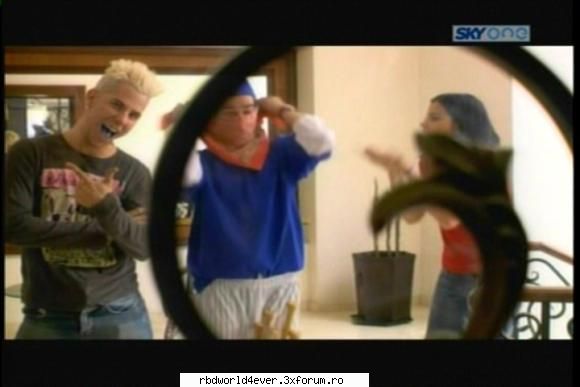 -*POZE*- - **Chris_Pollito** - RBD
