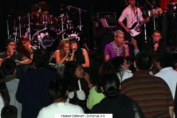 -*POZE*- - **Chris_Pollito** - RBD