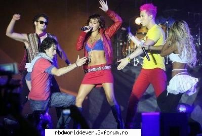 -*POZE*- - anahi_princessa - RBD