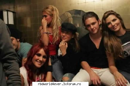 -*POZE*- - **Chris_Pollito** - RBD