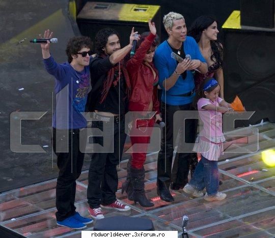 -*POZE*- - **Chris_Pollito** - RBD