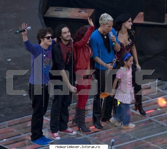 -*POZE*- - **Chris_Pollito** - RBD