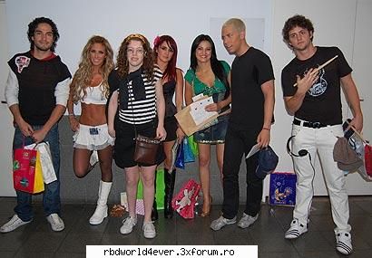 -*POZE*- - anahi_princessa - RBD