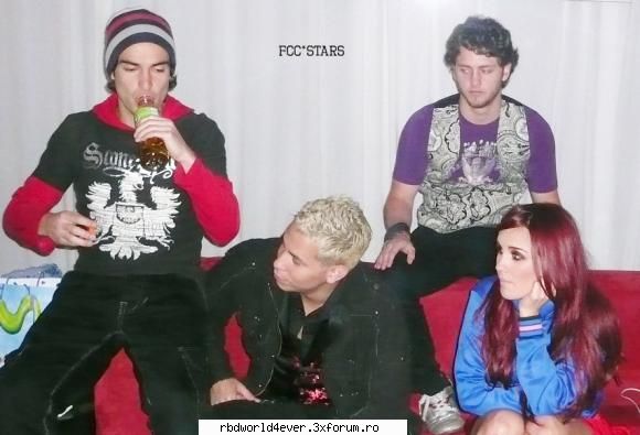 -*POZE*- - **Chris_Pollito** - RBD