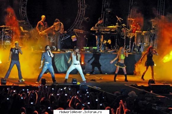 -*POZE*- - anahi_princessa - RBD