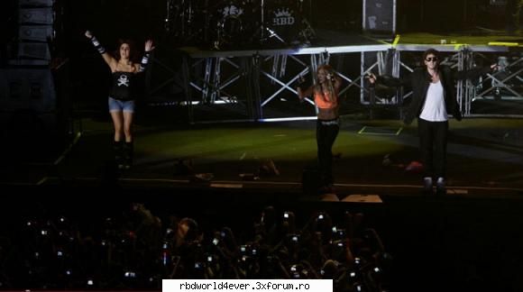 -*POZE*- - anahi_princessa - RBD