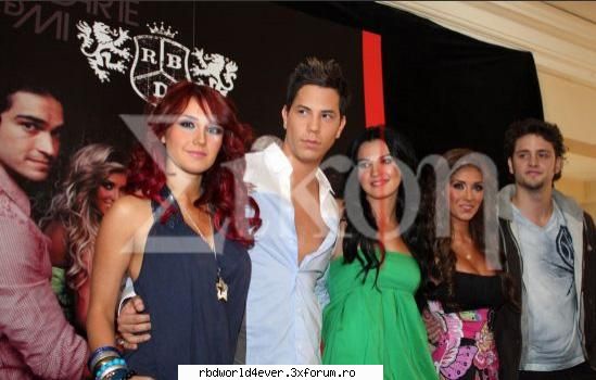 -*POZE*- - anahi_princessa - RBD