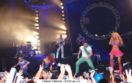 -*POZE*- - anahi_princessa - RBD
