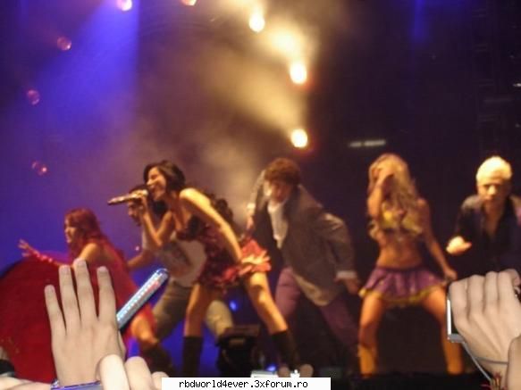 -*POZE*- - anahi_princessa - RBD