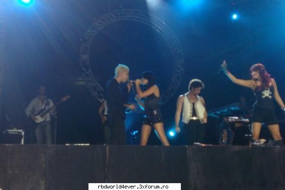 -*POZE*- - anahi_princessa - RBD