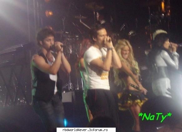 -*POZE*- - anahi_princessa - RBD