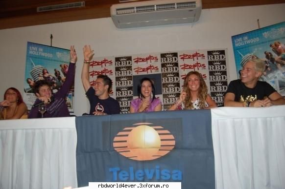 -*POZE*- - anahi_princessa - RBD