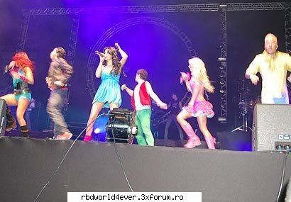 -*POZE*- - anahi_princessa - RBD