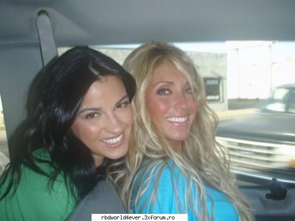 *Portirroni* - anahi_princessa - Las reinas
