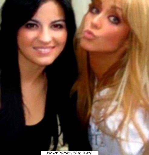 *Portirroni* - anahi_princessa - Las reinas