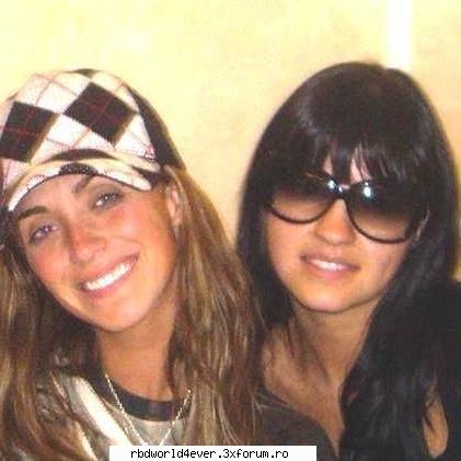 *Portirroni* - anahi_princessa - Las reinas