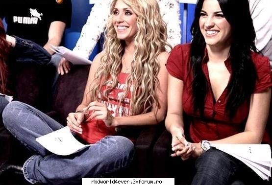 *Portirroni* - anahi_princessa - Las reinas