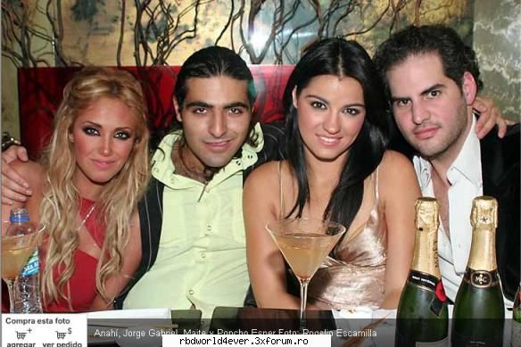 *Portirroni* - anahi_princessa - Las reinas