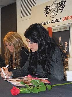*Portirroni* - anahi_princessa - Las reinas