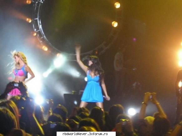 *Portirroni* - anahi_princessa - Las reinas