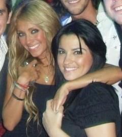 *Portirroni* - anahi_princessa - Las reinas