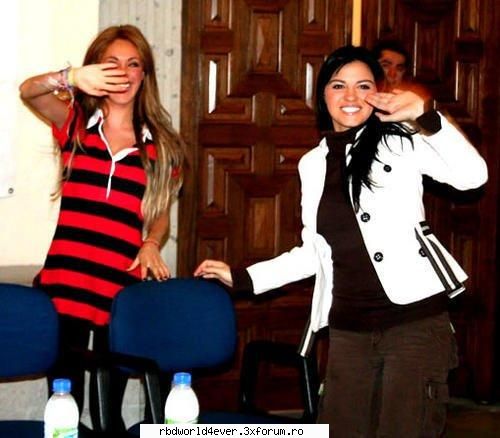 *Portirroni* - anahi_princessa - Las reinas