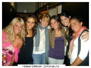 *Portirroni* - anahi_princessa - Las reinas