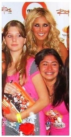 *~Poze*~ - **Chris_Pollito** - Anahi