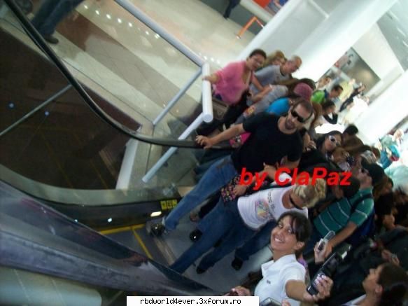 *~Poze*~ - **Chris_Pollito** - Anahi