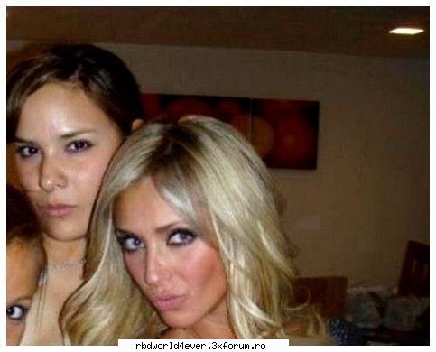 *~Poze*~ - **Chris_Pollito** - Anahi