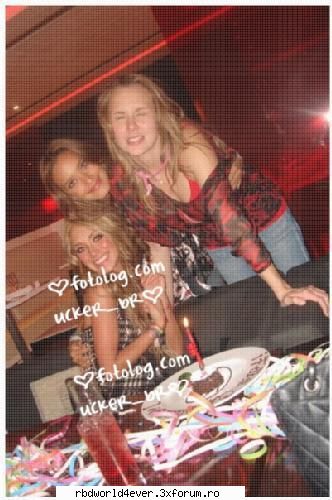 *~Poze*~ - **Chris_Pollito** - Anahi