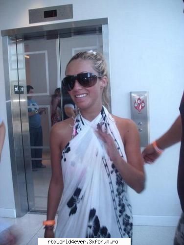 *~Poze*~ - **Chris_Pollito** - Anahi
