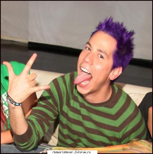 **Poze** - **Chris_Pollito** - Christian
