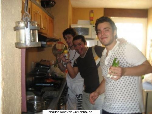~Poze~ - **Chris_Pollito** - Christopher